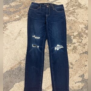 American Eagle Outfitters Women's Distressed Dark Blue Skinny Jeans